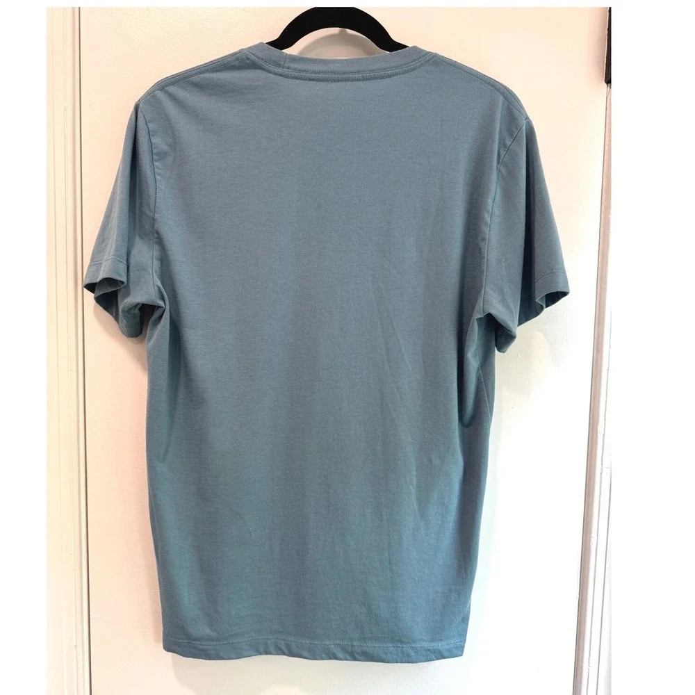 True‎ Religion Men's size Small t-shirt, blue